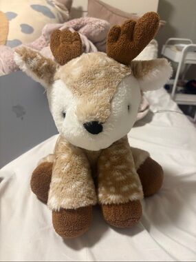 Plush Deer Stuffed Animal - Soft Brown and Cream Plush Toy for Kids
